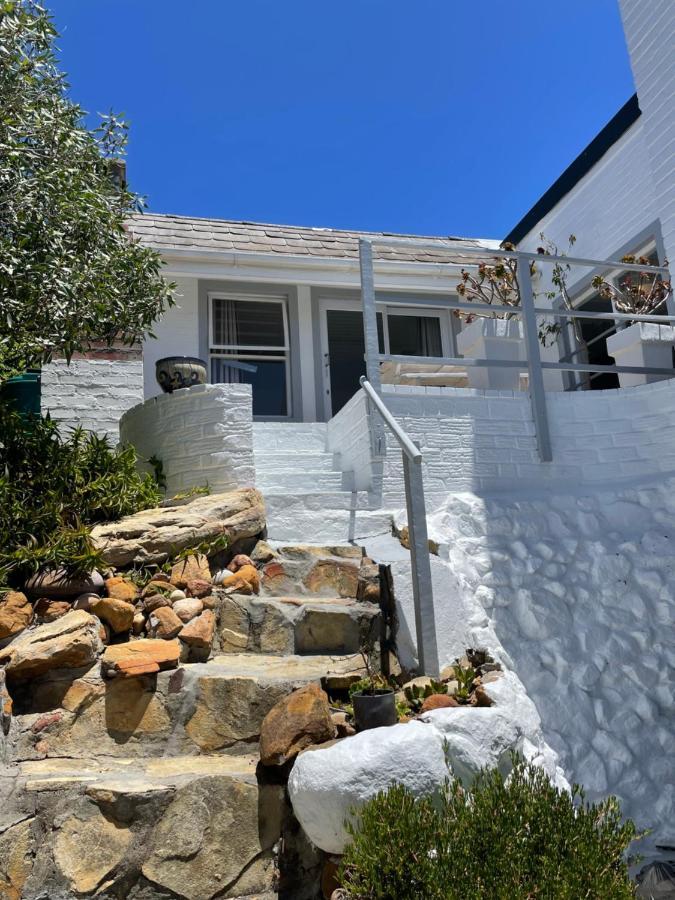Sail Away Studios Simon's Town Exterior photo